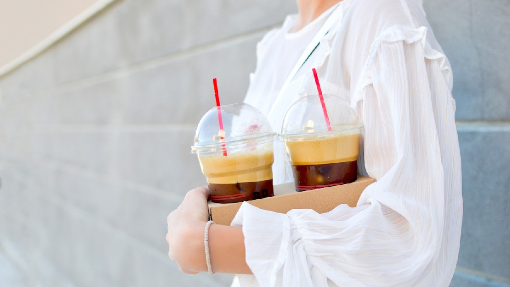 ストロー廃止で変わるビジネス。素材メーカーのプラスチック代替品と世界の挑戦